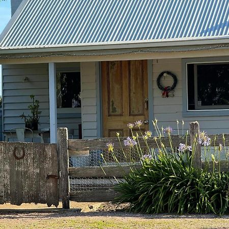 Robin Hoods Well Farm Stay Sassafras Exterior photo