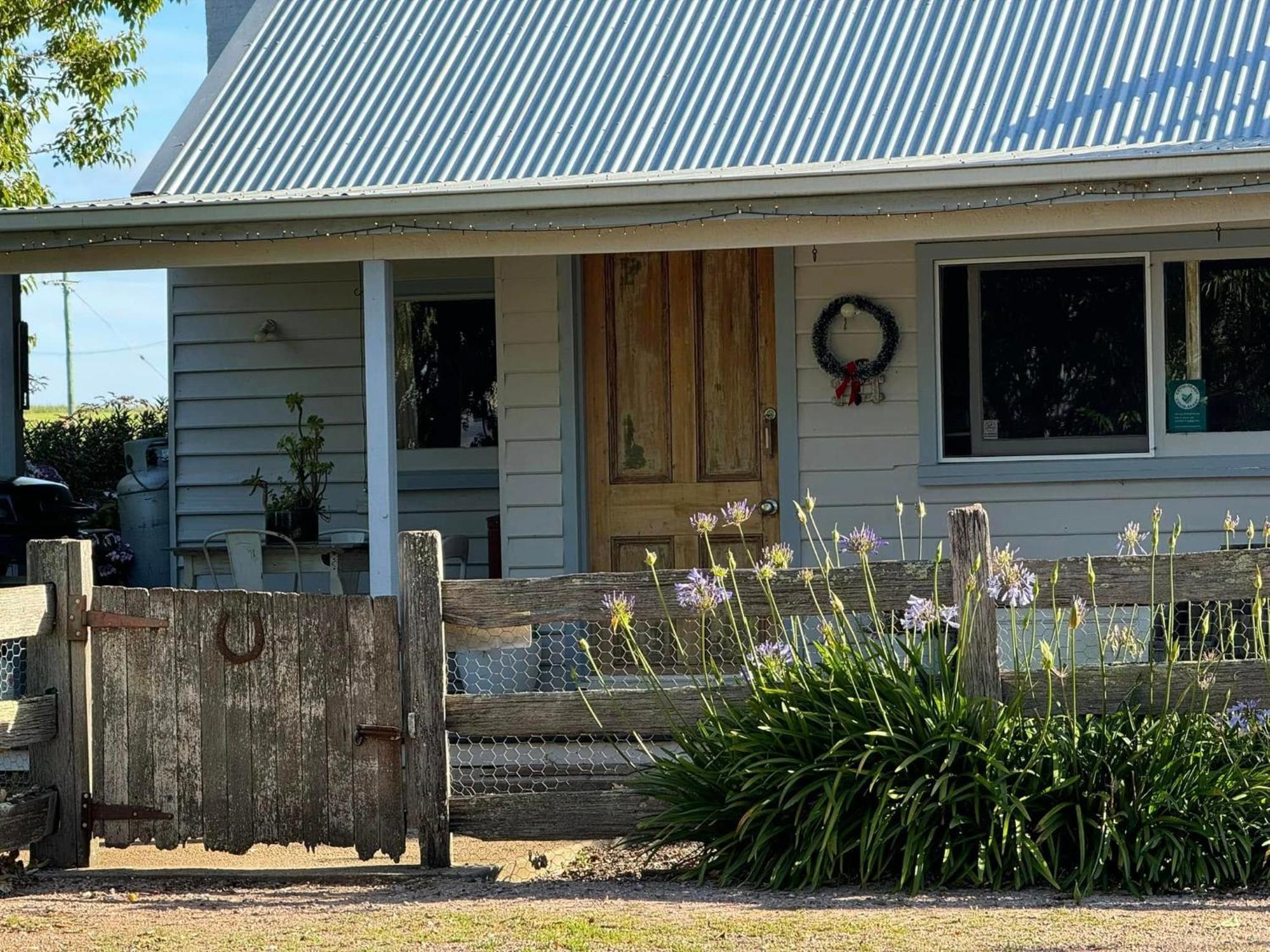 Robin Hoods Well Farm Stay Sassafras Exterior photo